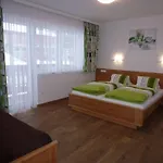 U. Knauss Apartment